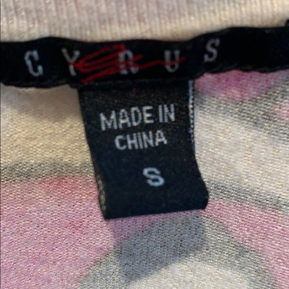 Sweater - Picture 3 of 4